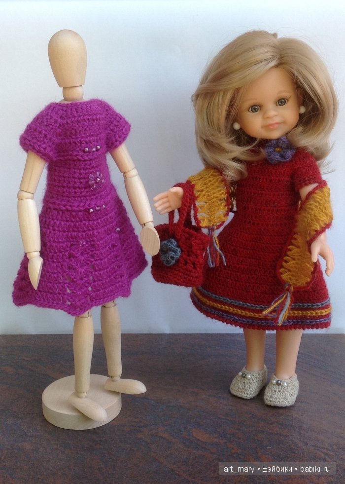 Посмотрите на меня! Наряжалась я полдня