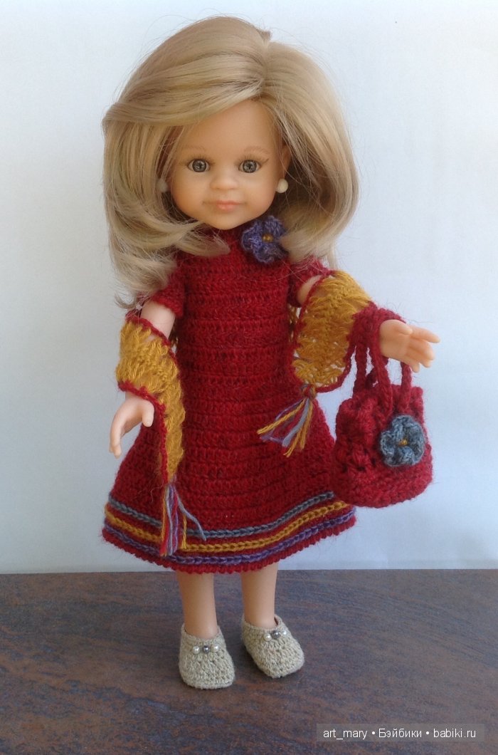 Посмотрите на меня! Наряжалась я полдня (фото 2)