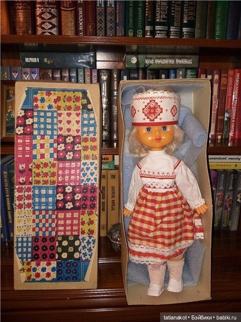 Любимицы-землячки. Куклы Новосибирской фабрики "Пионер"