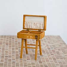 Винтажный стенд/витрина/подставка Винтажный стенд/витрина/подставка