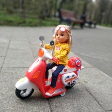 Нэнси на мотоцикле