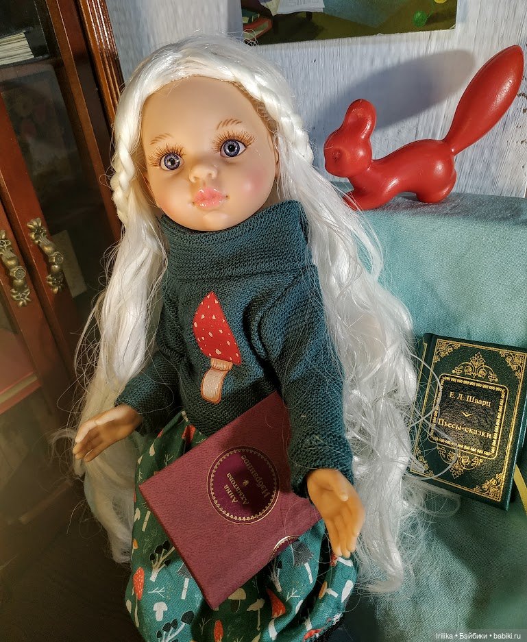 Читальный уголок.Куклы паолка, готц и пупс с бабушкой куклой (фото 7)