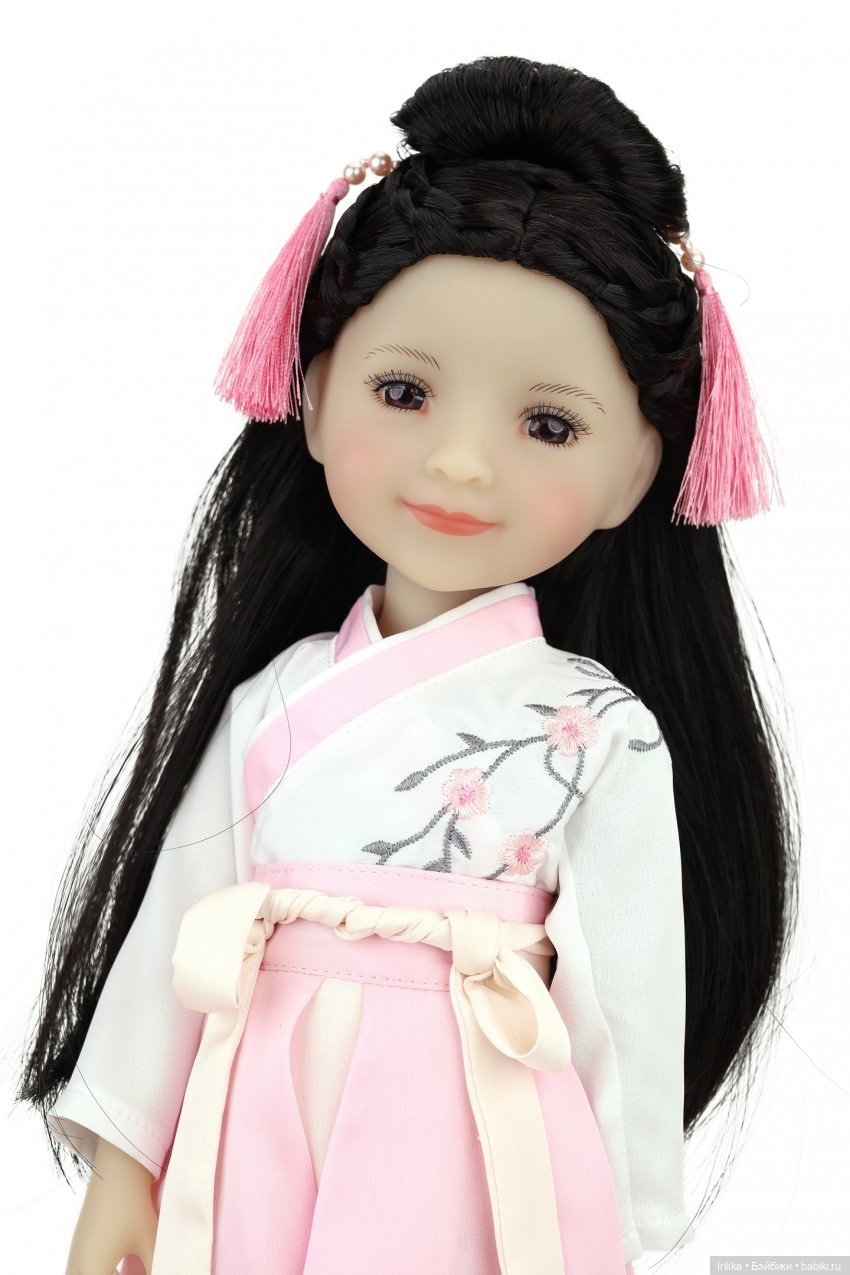 Этнические образы новых лимиток от России (фото 4)