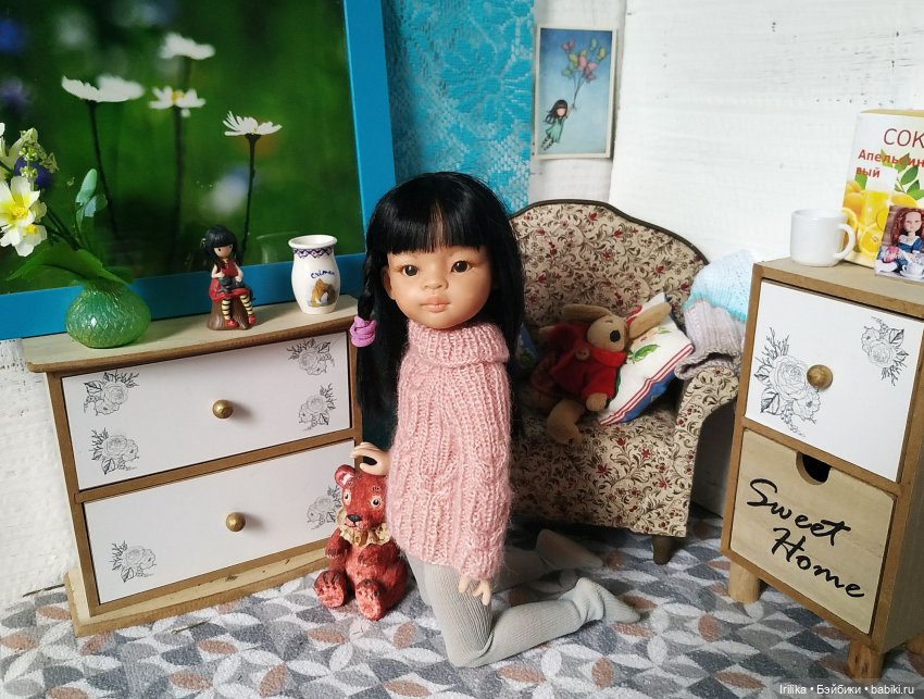 Повседневность любителя испанских кукол