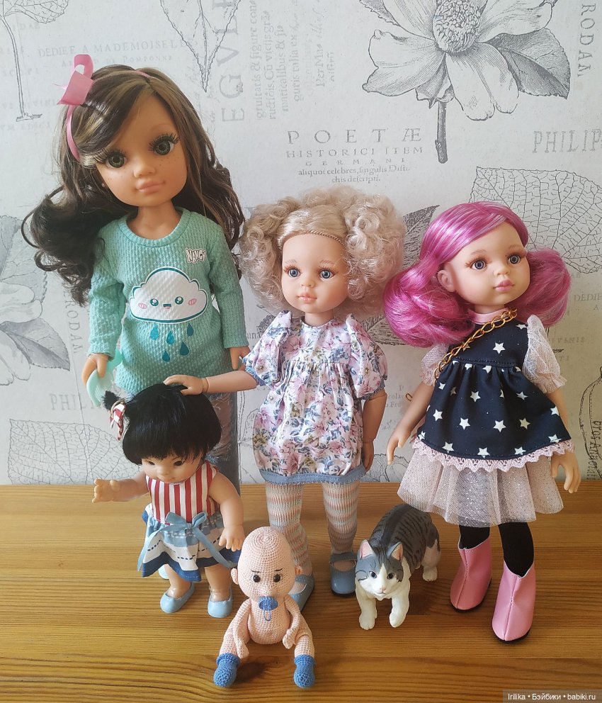 Повседневность любителя испанских кукол