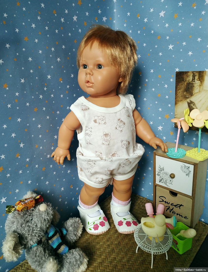 Купила винтажную испанскую куклу