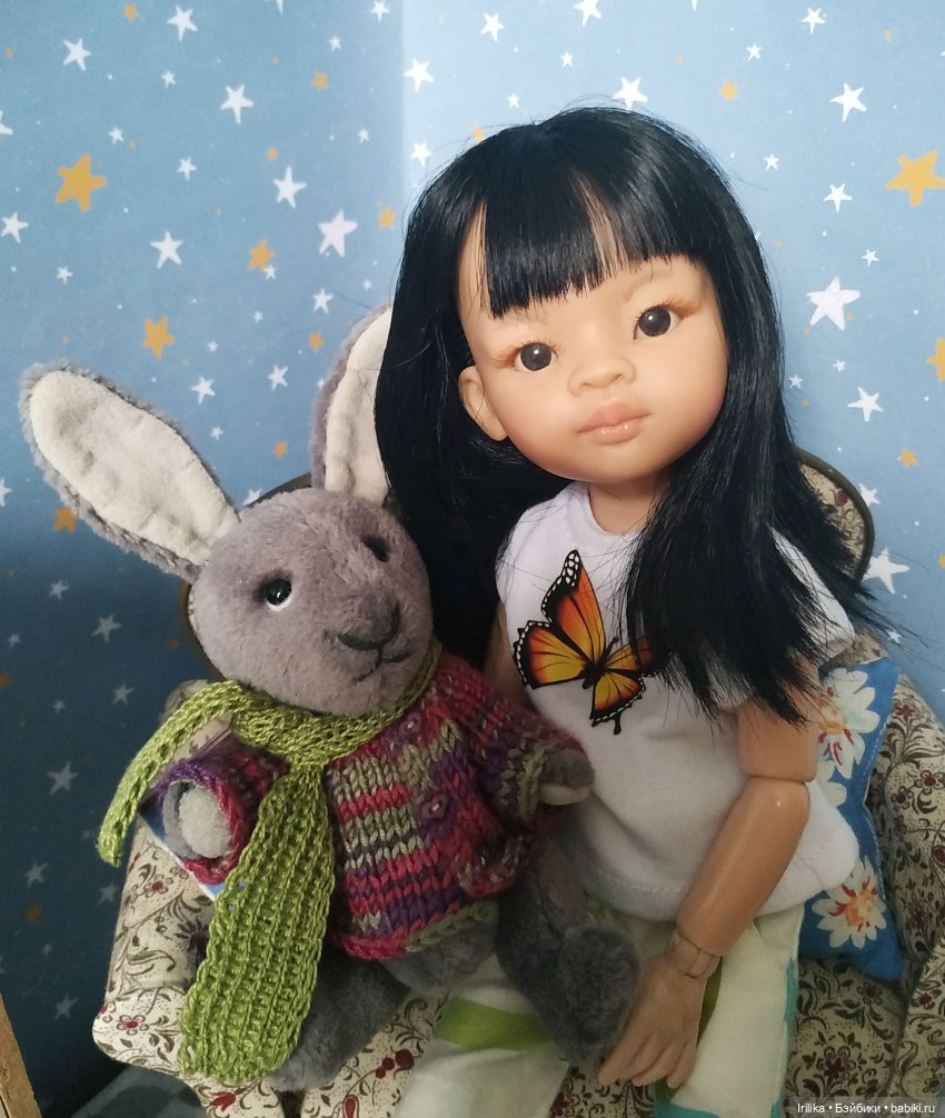 Гюль и ее новый друг - Зайка с выставки мишек на Тишинке | Бэйбики Гюль и ее новый друг - Зайка с выставки мишек на Тишинке