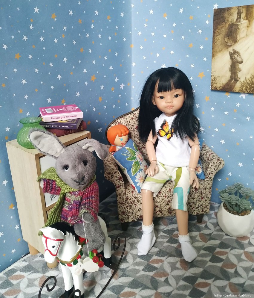 Гюль и ее новый друг - Зайка с выставки мишек на Тишинке | Бэйбики Гюль и ее новый друг - Зайка с выставки мишек на Тишинке