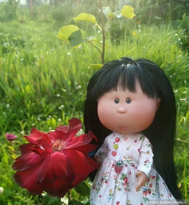 Муля на даче с друзьями — Куклы Nines d'Onil (Нинес): Миа (Mia)