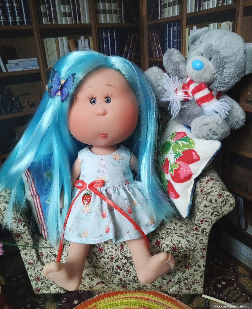 Домашняя библиотека у кукол (фото 8)