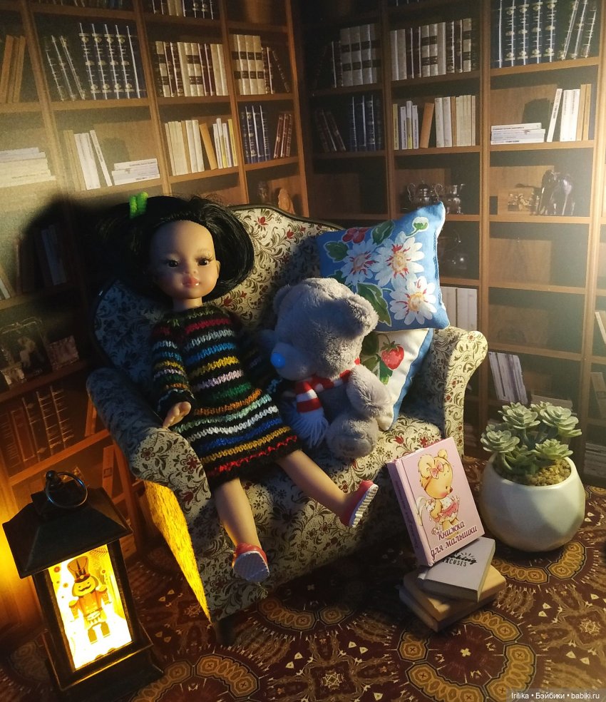 Домашняя библиотека у кукол (фото 5)