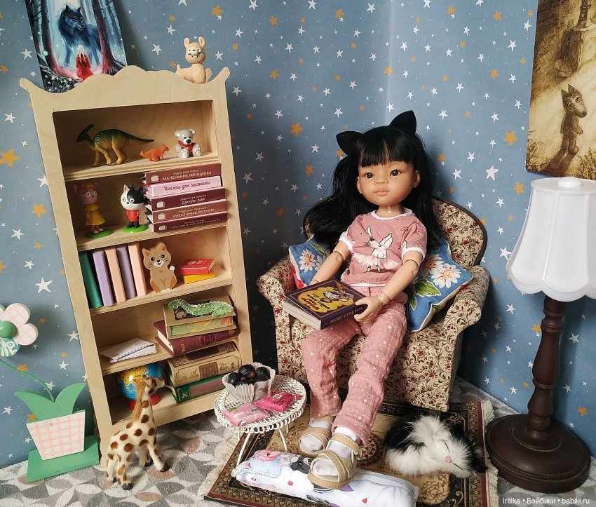 Домашняя библиотека у кукол (фото 4)