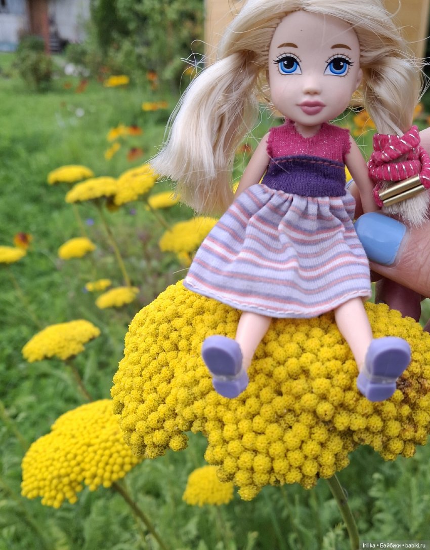 Моя разная кукольная мелочь на даче