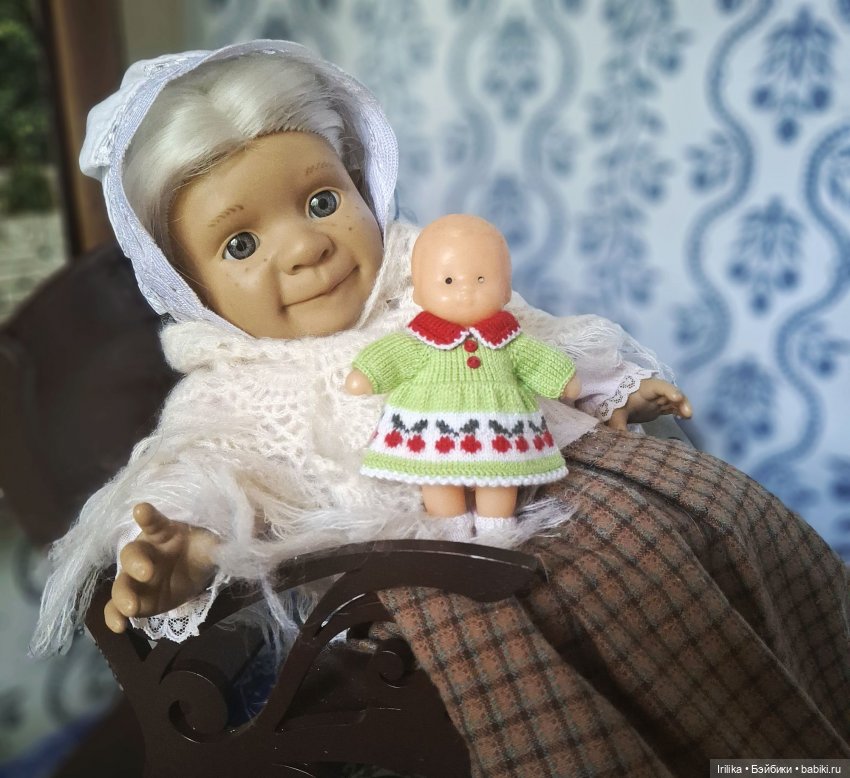 У внучки новое платье — Характерные испанские куклы: пупсы с мимикой (фото 6)