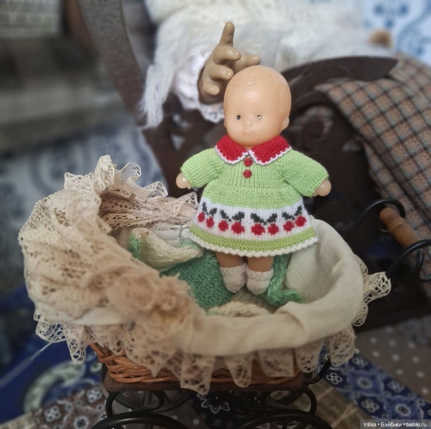 У внучки новое платье — Характерные испанские куклы: пупсы с мимикой (фото 8)