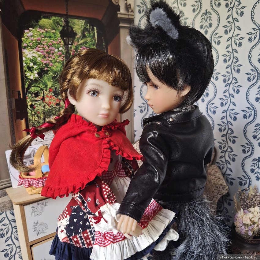 Кайден 2025 Хэллоуин — Куклы Ruby Red (Руби Ред) Fashion Friends: Siblies