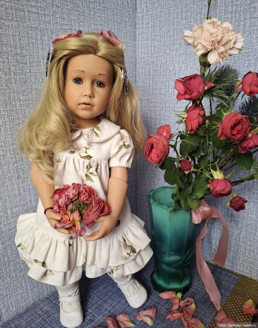 Катрин и Мила. Две разные куклы, а платье одно (фото 2)