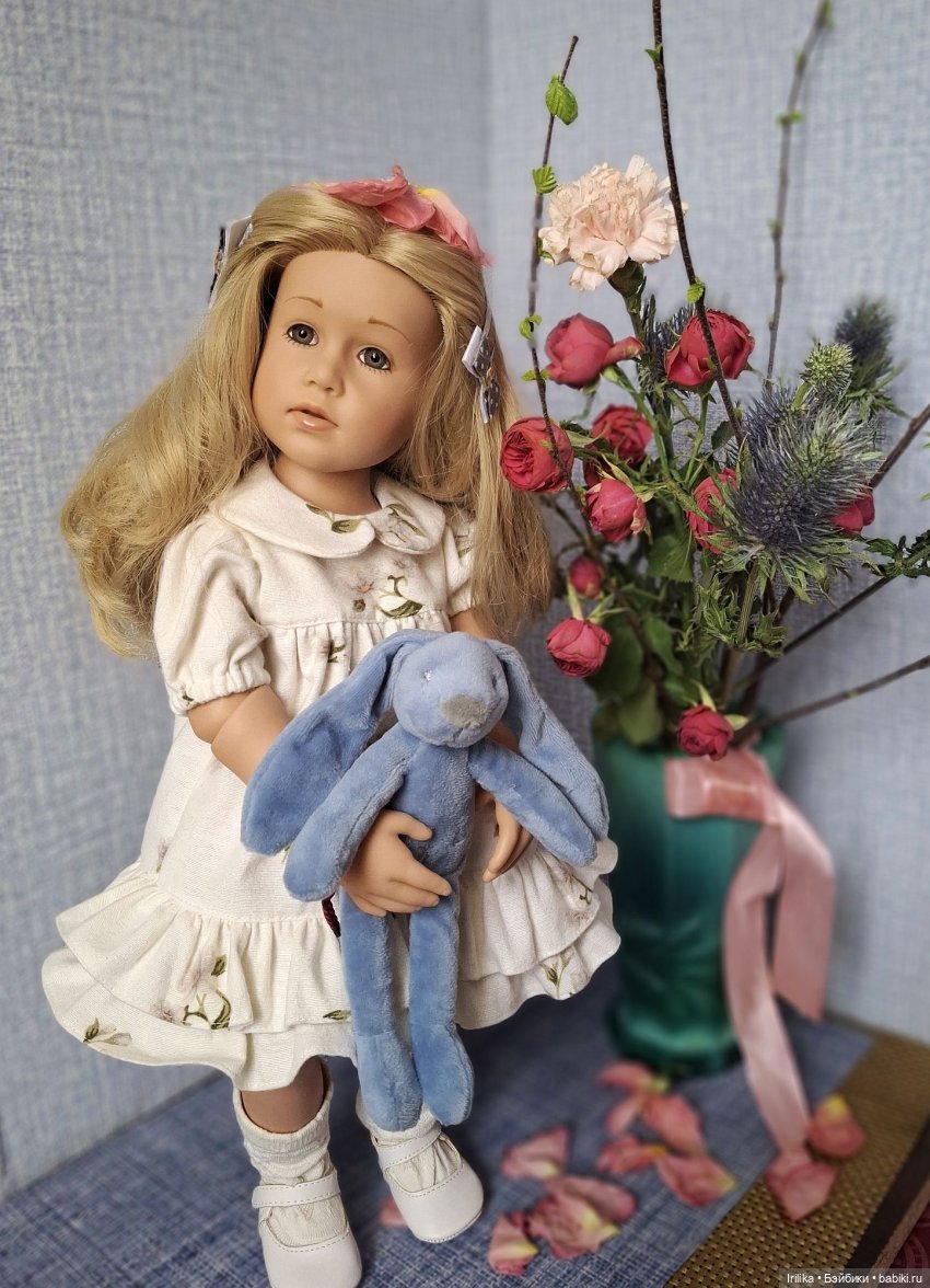 Катрин и Мила. Две разные куклы, а платье одно (фото 3)