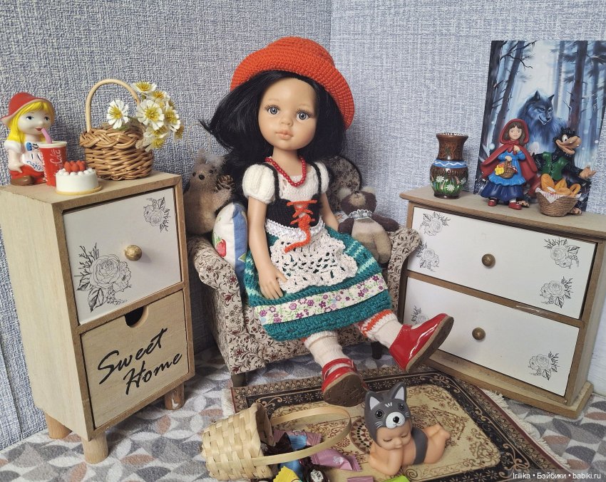 Три девицы под окном — Куклы Paola Reina (Паола Рейна): новинки (фото 2)