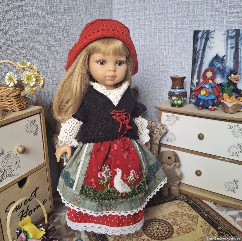 Три девицы под окном — Куклы Paola Reina (Паола Рейна): новинки (фото 5)