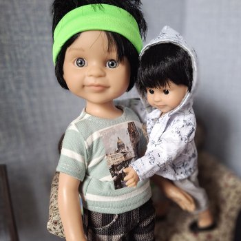 Младший братишка Адриан