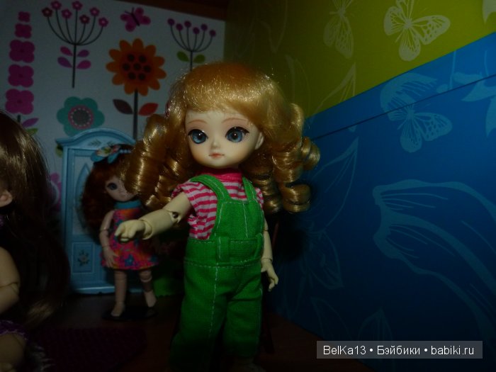 Неринка увидела что-то интересное ))) (Ai bjd Nerine) Неринка увидела что-то интересное ))) (Ai bjd Nerine)