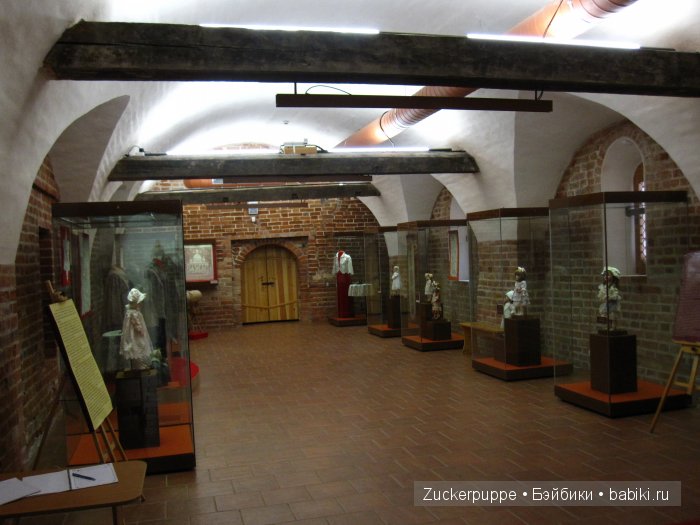 Куклы и кружево. Еще немного о куклах для Виктории