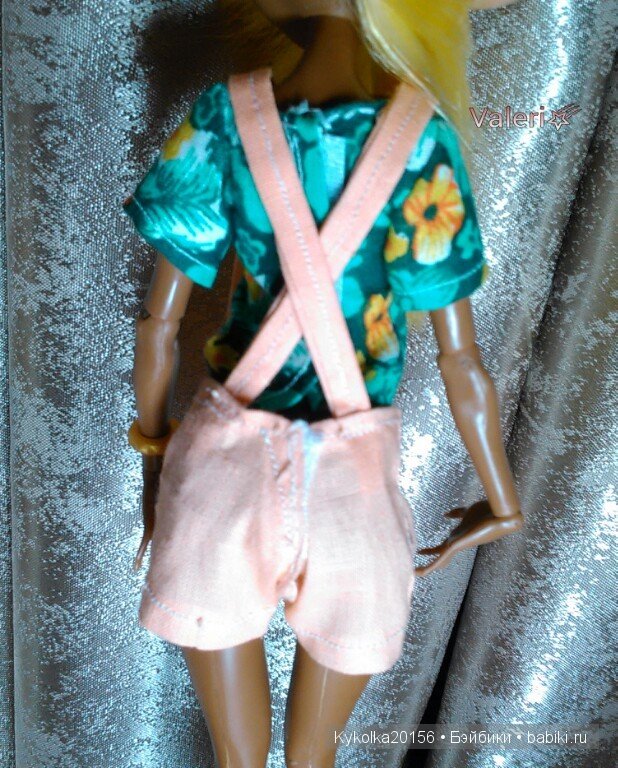 Одежда для кукол Monster High