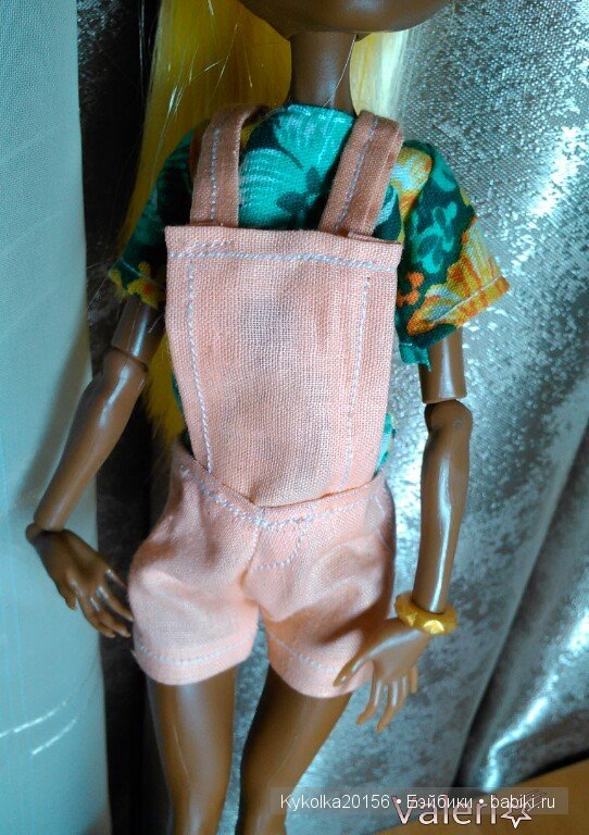 Одежда для кукол Monster High