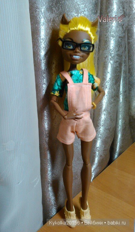 Одежда для кукол Monster High