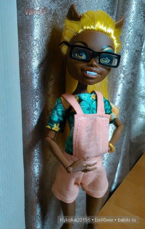 Одежда для кукол Monster High