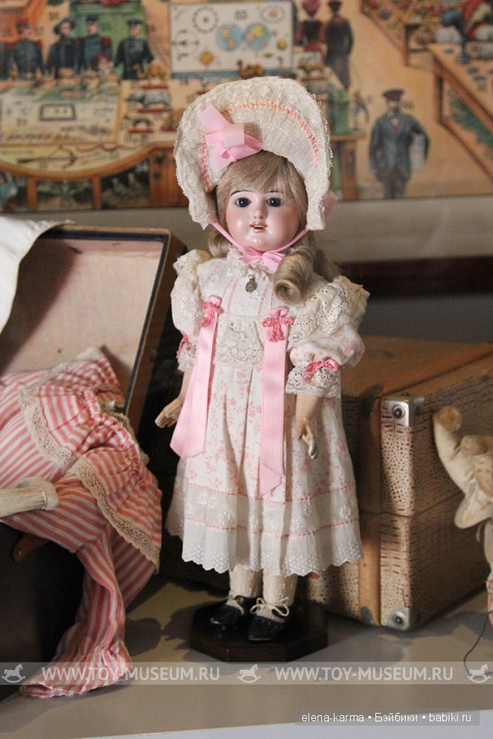 Музей кукол замка Борромео. Италия