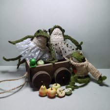 Лягушки-обнимушки