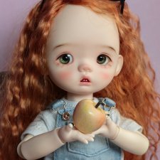 Zhuzhu doll
