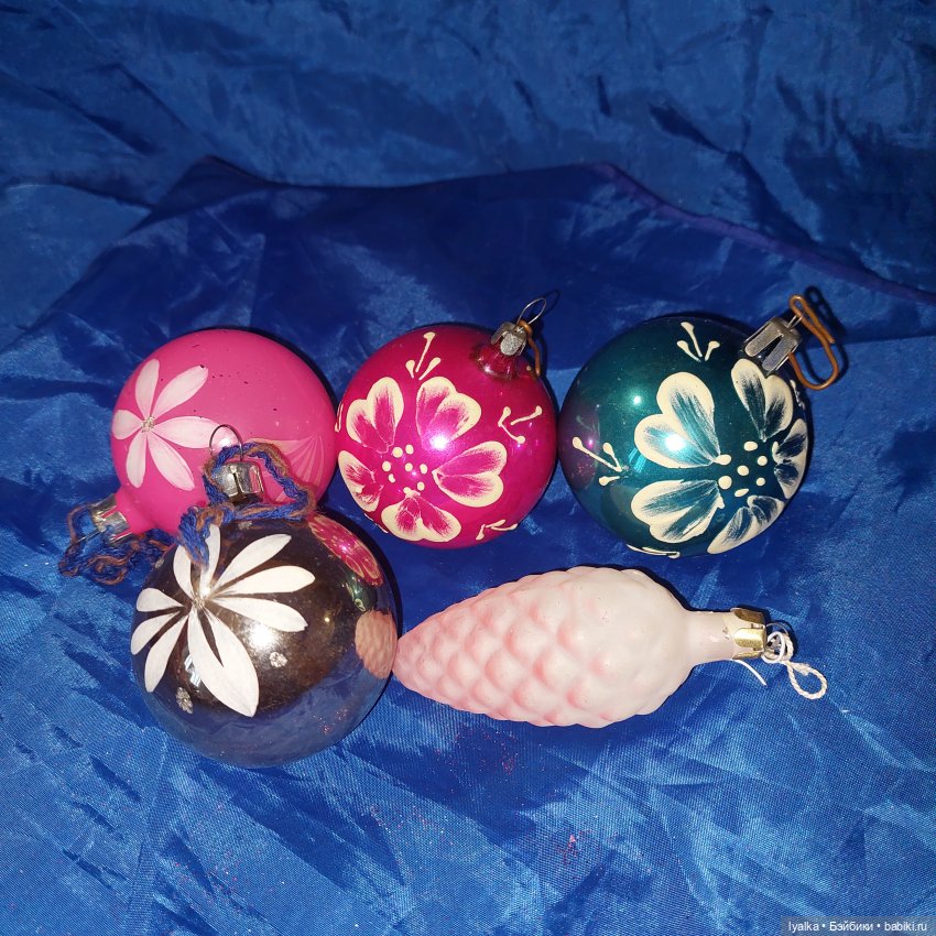 Новогодние игрушки — Антикварные игрушки и домики: елочные украшения