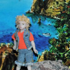 Денис и море