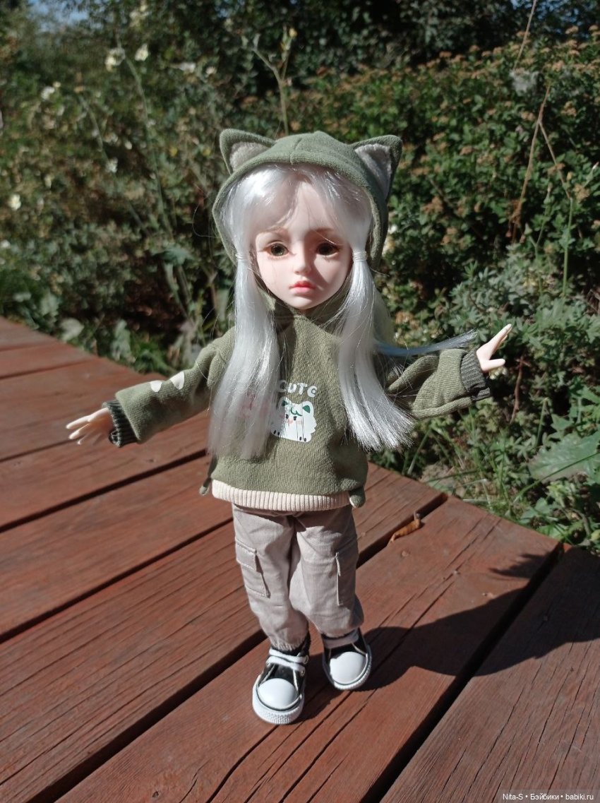 Делька, повелительница драконов