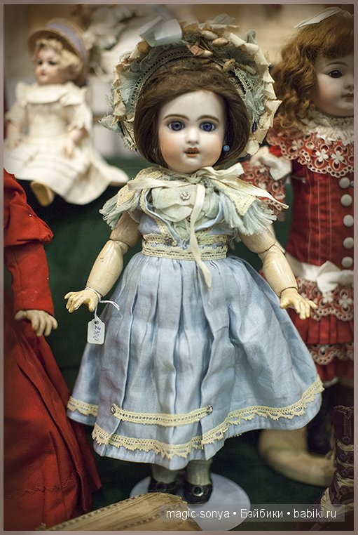 Антикварная кукла из коллекции Ильмиры Степановой