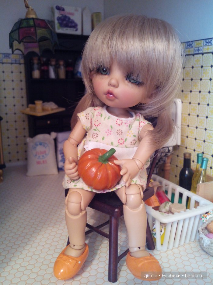 А это от сильванчиков взрослы одежда и обувь)