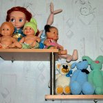 Моя маленькая кукольная полочка