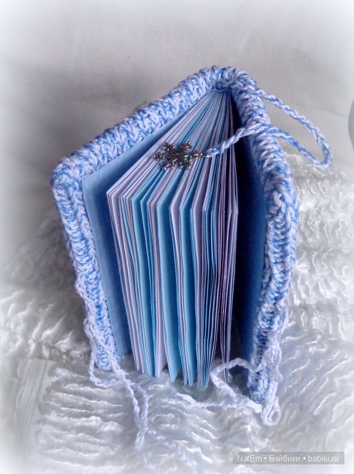 Теплый вязаный блокнотик "Зимняя сказка" (фото 2)