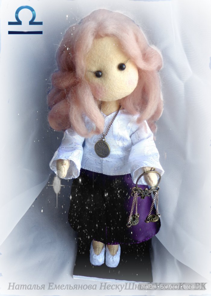 ВЕСЫ - фантазийная текстильная кукла из коллекции ЗНАКИ ЗОДИАКА (фото 8)