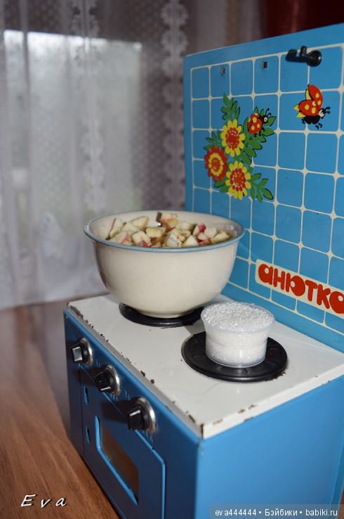 Про дачу, старые вещи, игрушки и Мону Лизу