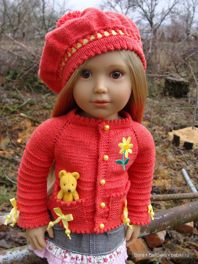 Комплект "Нежный" для Kidz n Cats 18" Handmade Комплект "Нежный": кофта и берет. Комплект декорирован бусинами, атласными бантами, аппликацией, помпоном и накладными функциональными карманами. Застежка: кнопки. Пряжа: 55% cotton & 45% pac. Цена: $30 Комплект "Нежный" для Kidz n Cats 18" Handmade Комплект "Нежный": кофта и берет. Комплект декорирован бусинами, атласными бантами, аппликацией, помпоном и накладными функциональными карманами. Застежка: кнопки. Пряжа: 55% cotton & 45% pac.