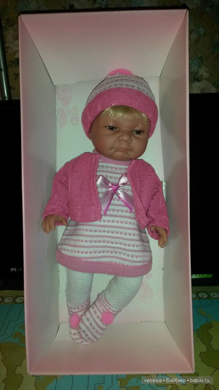 Испаночка Rauber в теплой одежде