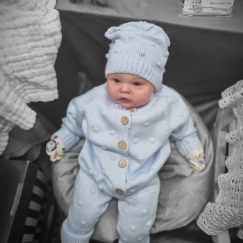 Выставка кукол и мишек. Крупный план