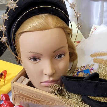 Куклы с "Ладьи" крупный план