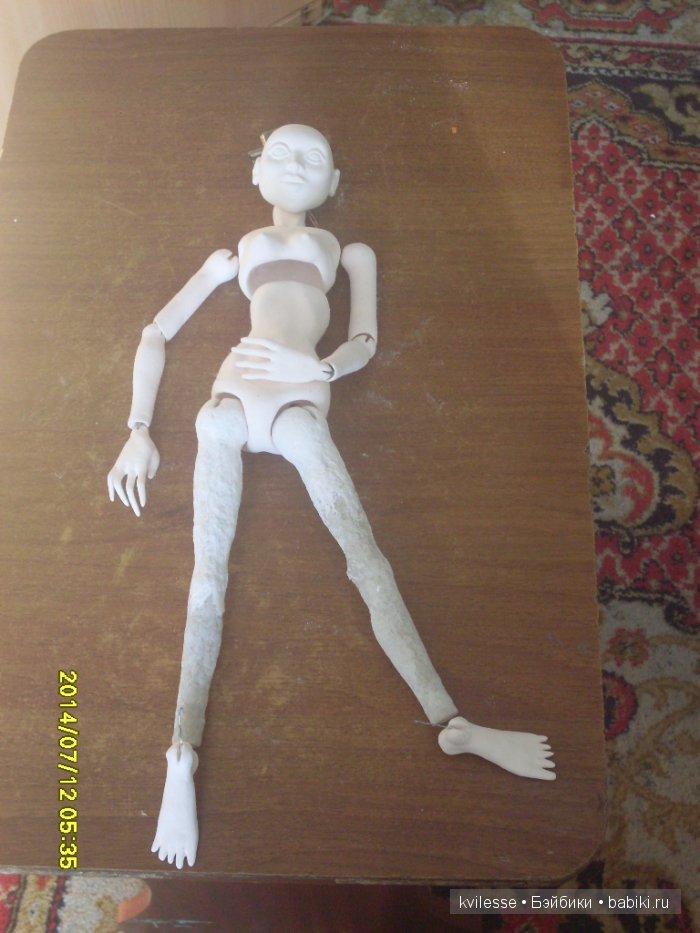 Первая красавица. Шарнирная авторская кукла (фото 2)