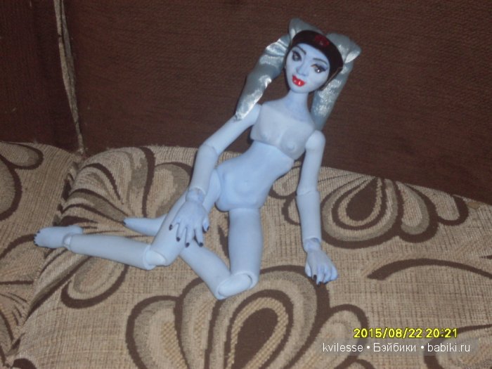 Элина Дару. Шарнирная авторская кукла (фото 9)