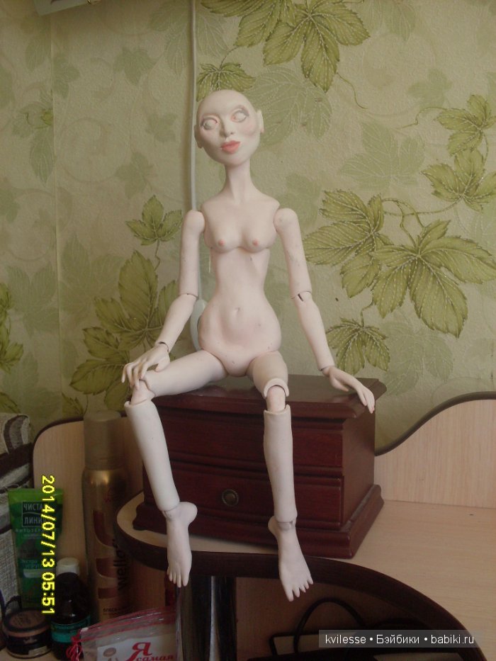 Первая красавица. Шарнирная авторская кукла (фото 8)